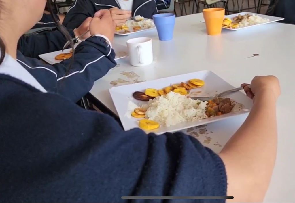 Más de 5.5 millones de estudiantes ya reciben el PAE en todo el país