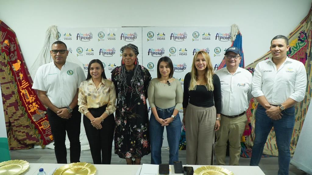 5.9 millones de estudiantes recibieron el PAE en 2023, un 2,8% más que en el 2022