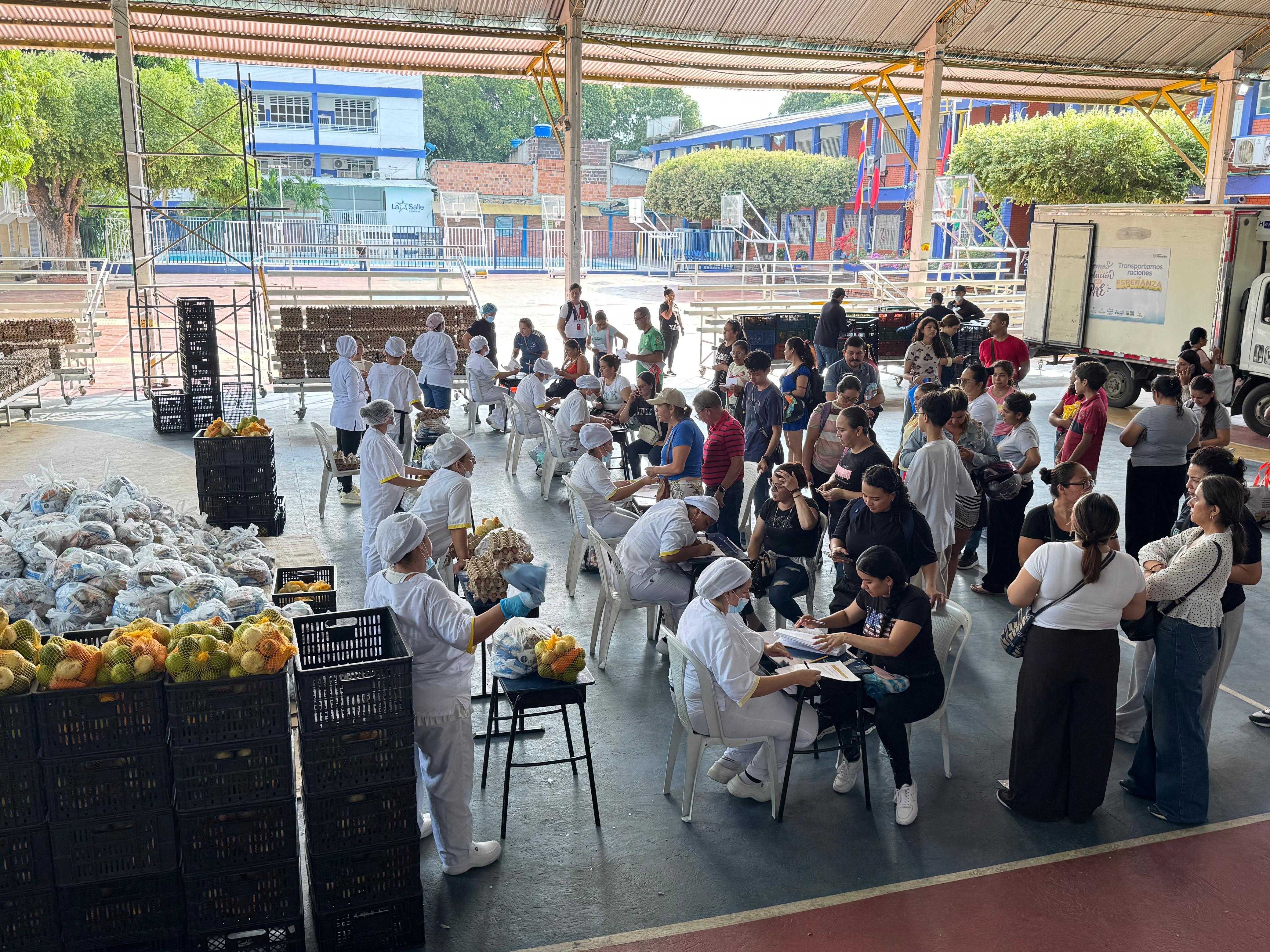 Ni el receso escolar detiene al PAE