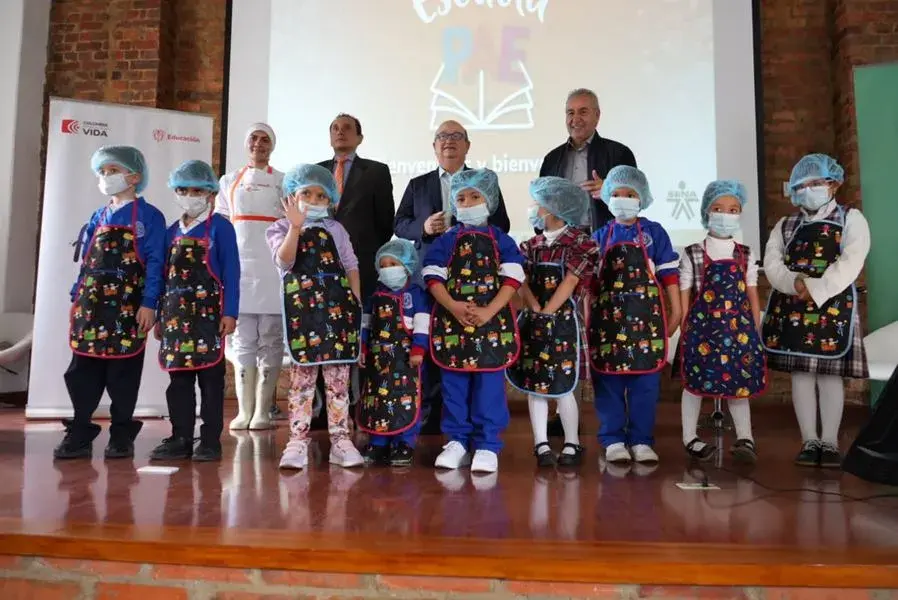 Vuelve la Escuela PAE por el fortalecimiento del Programa de Alimentación Escolar en los territorios